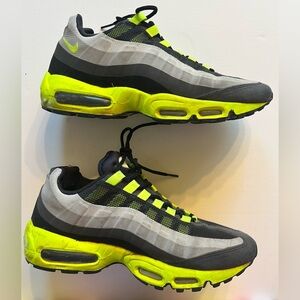Air Max 95 Yellow Sz 9